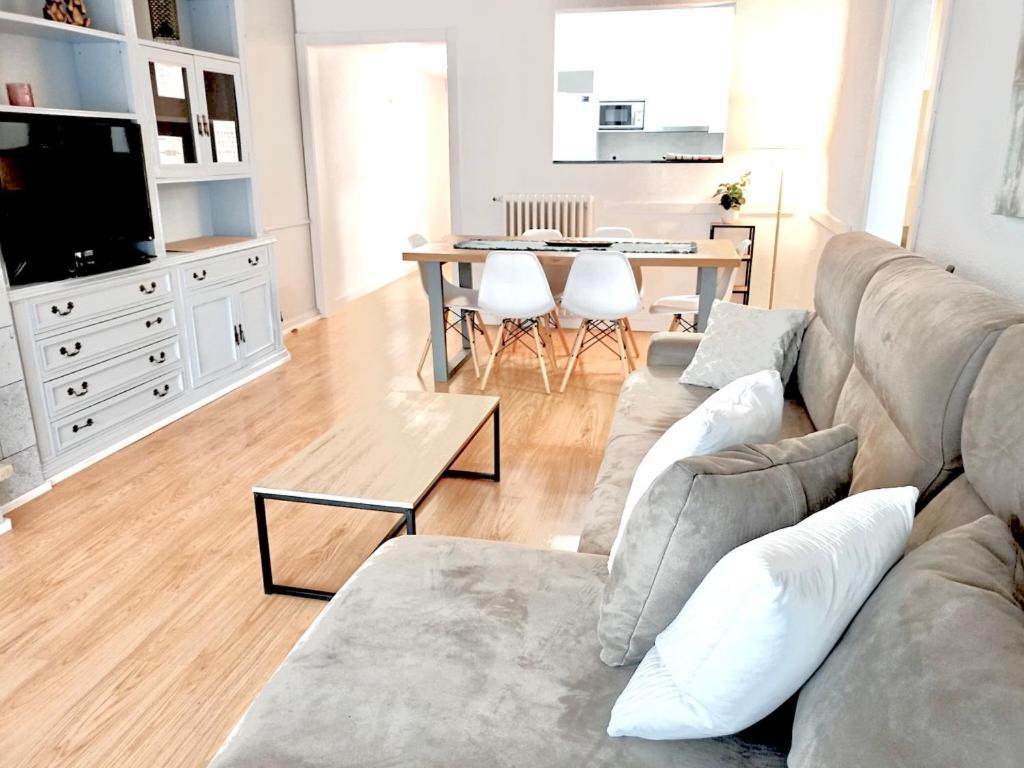 Family-Friendly Home In Central Barcelona 4Bdr Ngoại thất bức ảnh