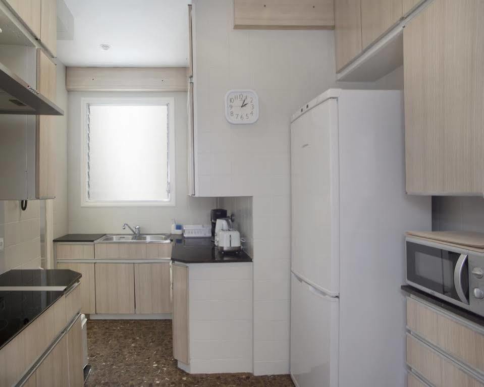 Family-Friendly Home In Central Barcelona 4Bdr Ngoại thất bức ảnh